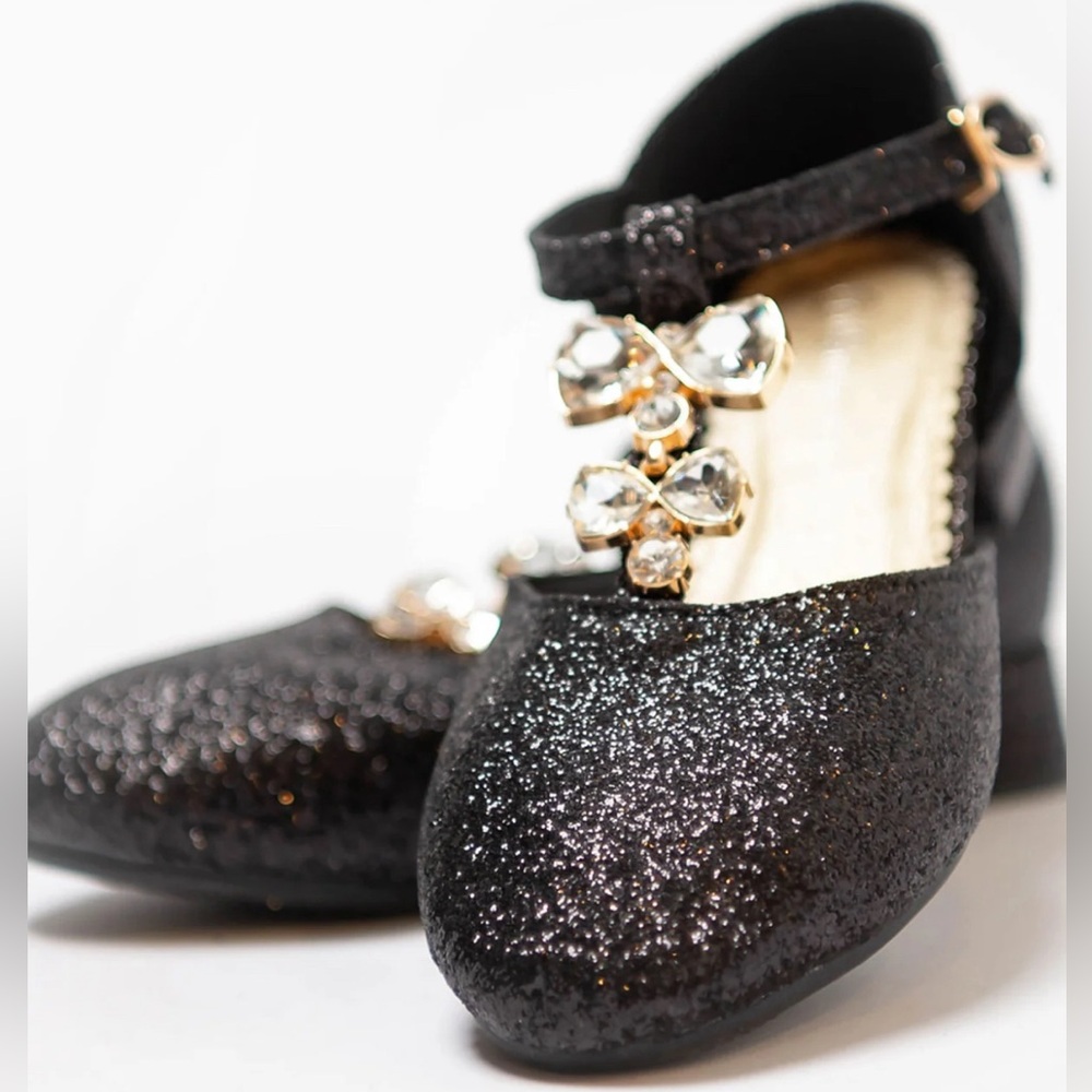 Girls Trish Scully Black Princess Shoes in size 2.5